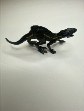 Jurassic World Park IndoRaptor Figure 4" Mini Dino Dinosaur Blind Bag Mattel